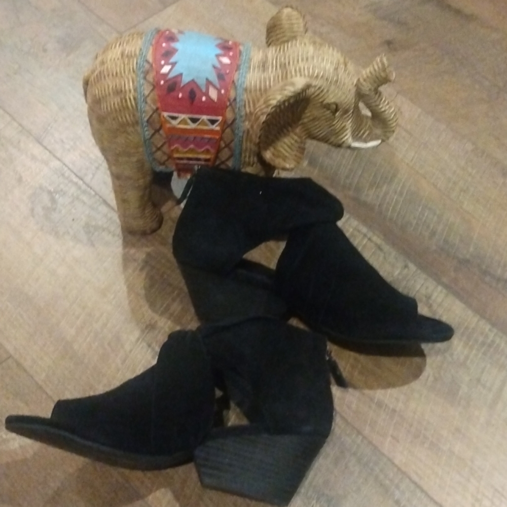 Eileen Fisher Shoes